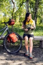 Ortlieb Fork-Pack Plus 5.8L Bolsa para horquilla Salsa Dark Chili Red – Image 9
